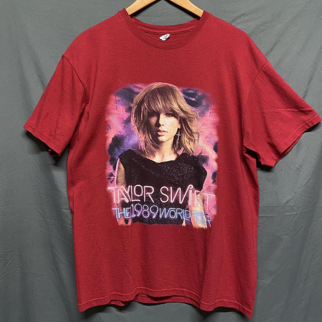 Taylor Swift 1989 tour tee , Red y2k rap tee style...