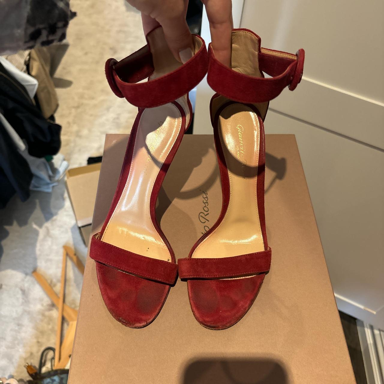 item listed by eloiseml2