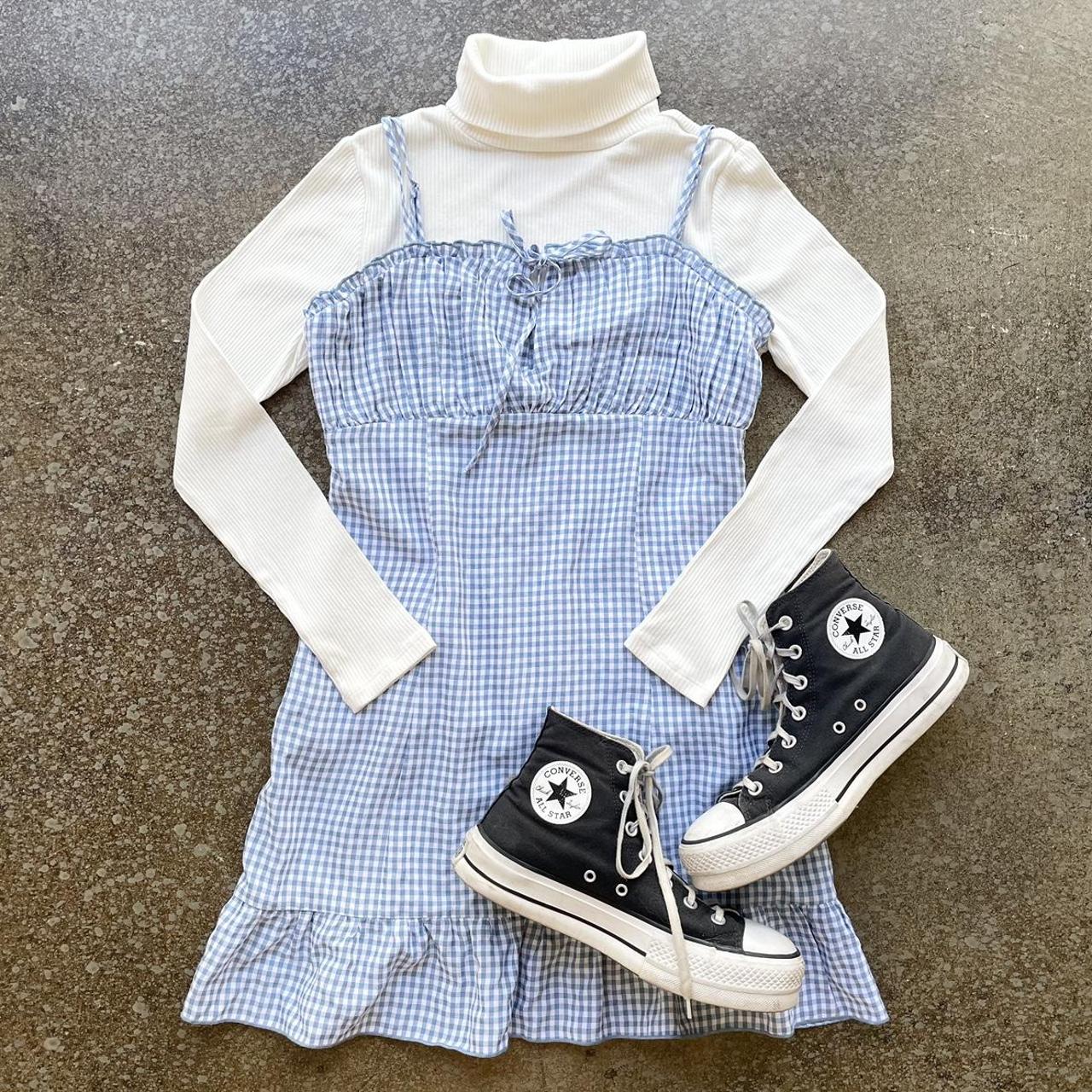 aesthetic pastel blue with star gingham, checkers, plaid