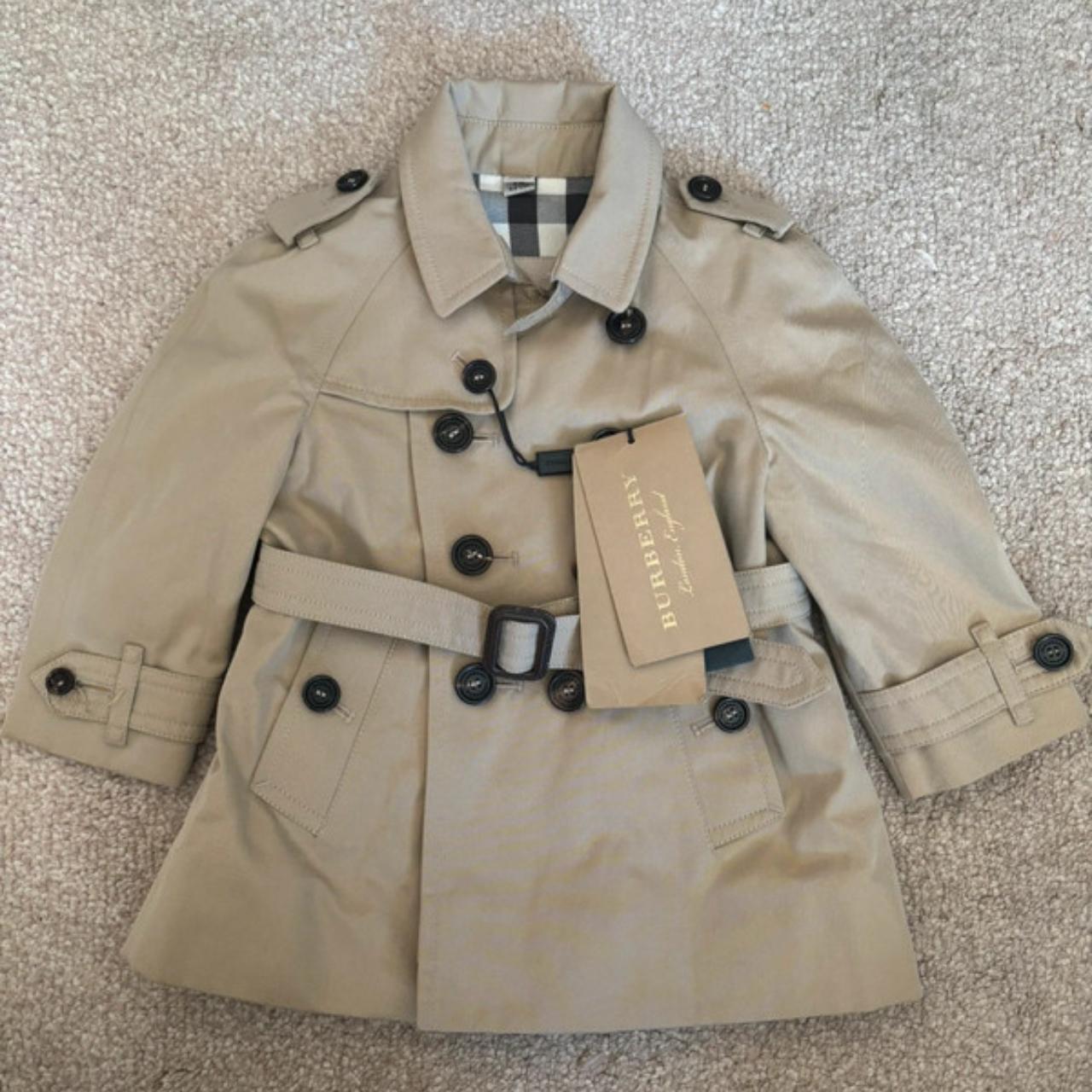 Kids clearance burberry mac