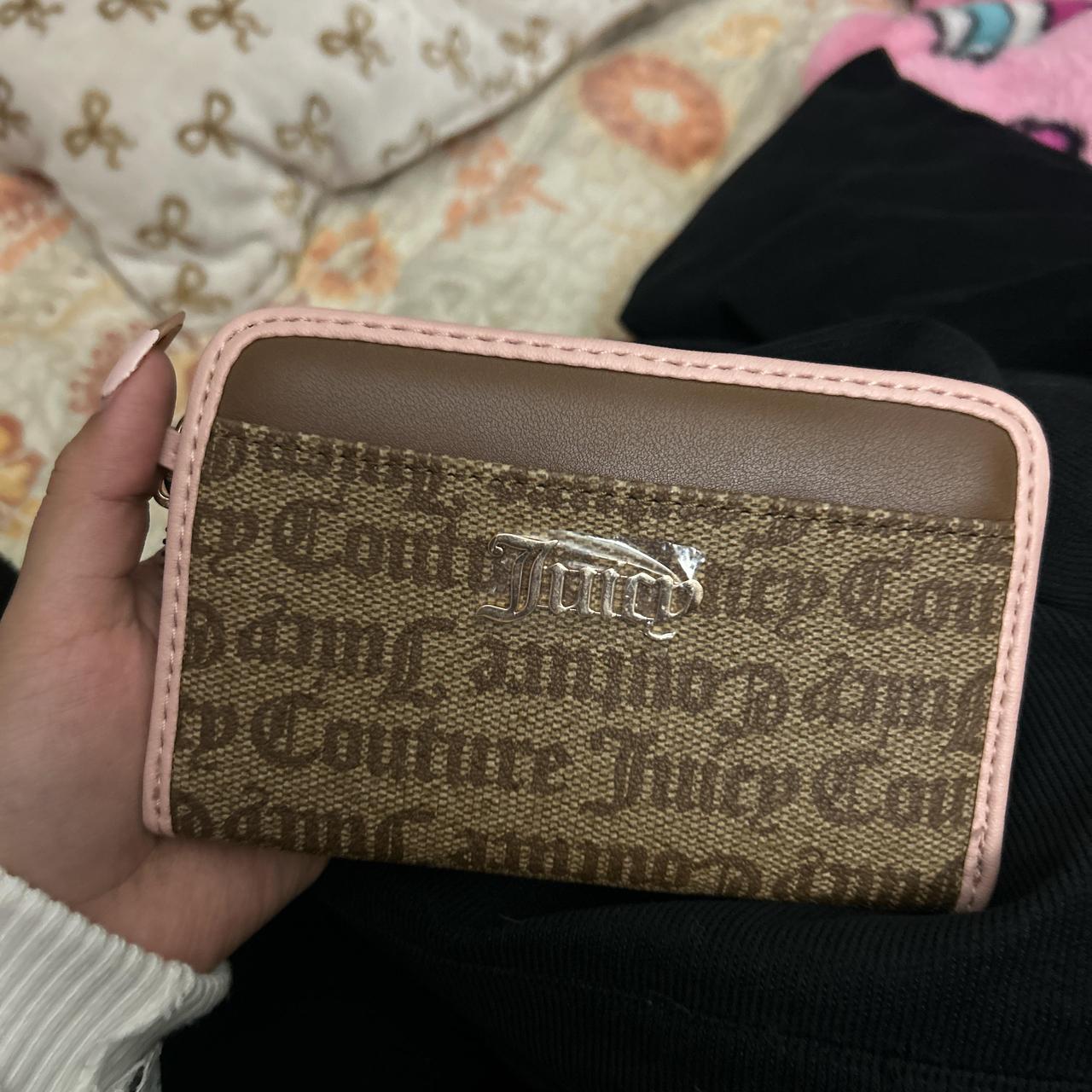 item listed by vaneex14