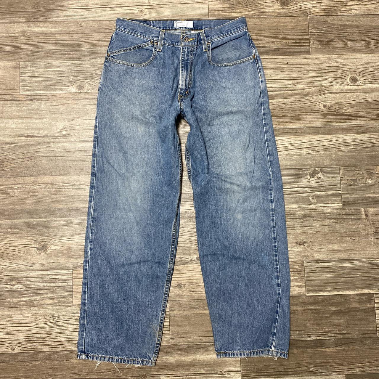 Levi's Men's Blue Trousers | Depop