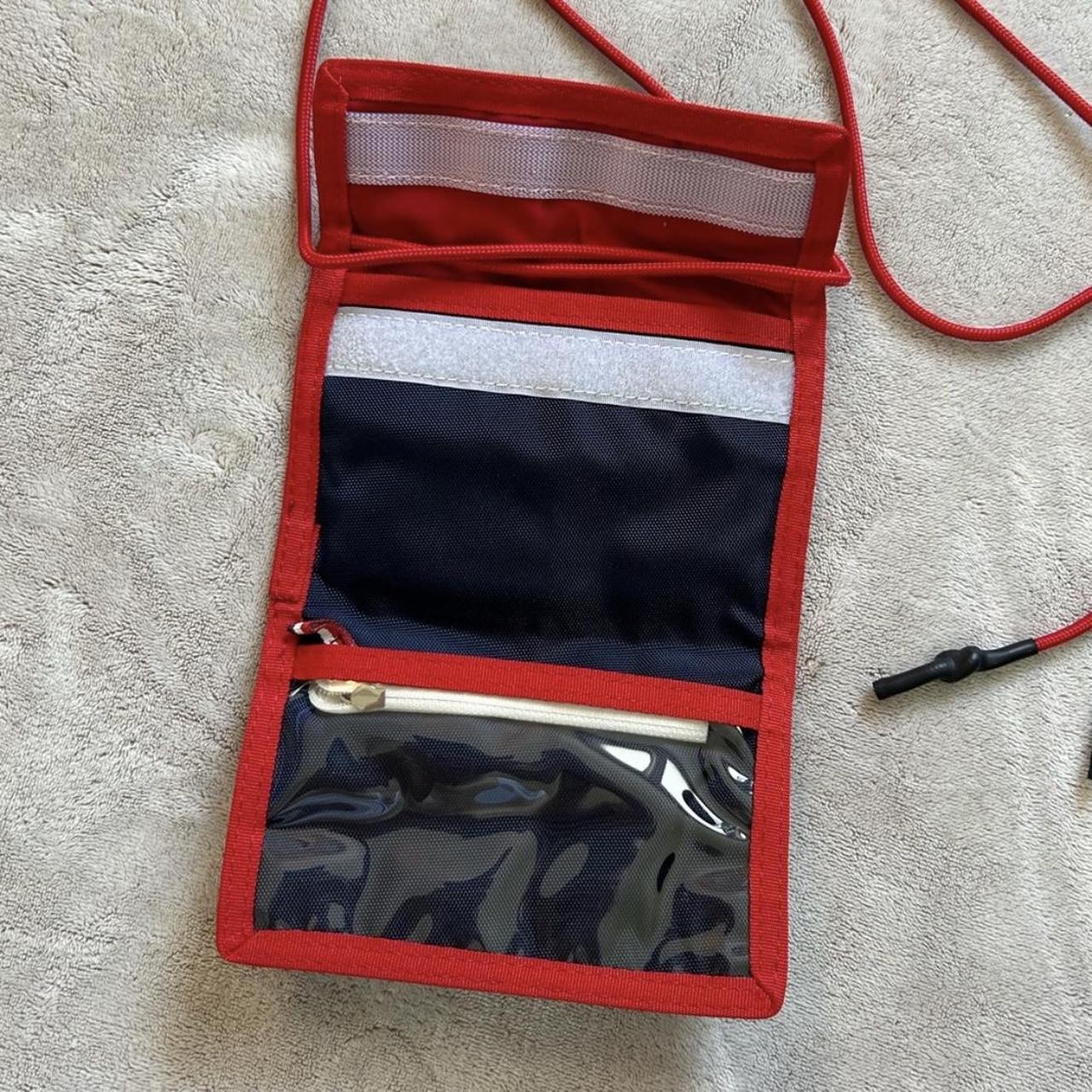 Tommy Hilfiger crossbody wallet Depop