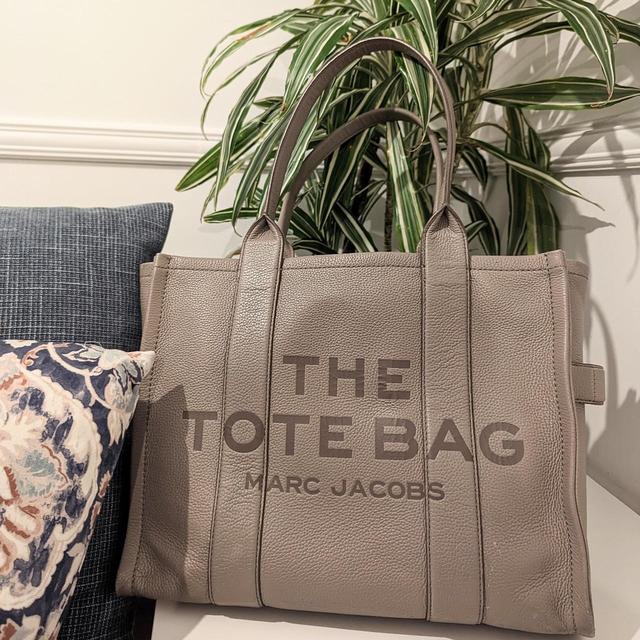 Marc Jacobs Mini Grind Tote. Perfect black bag just | Depop