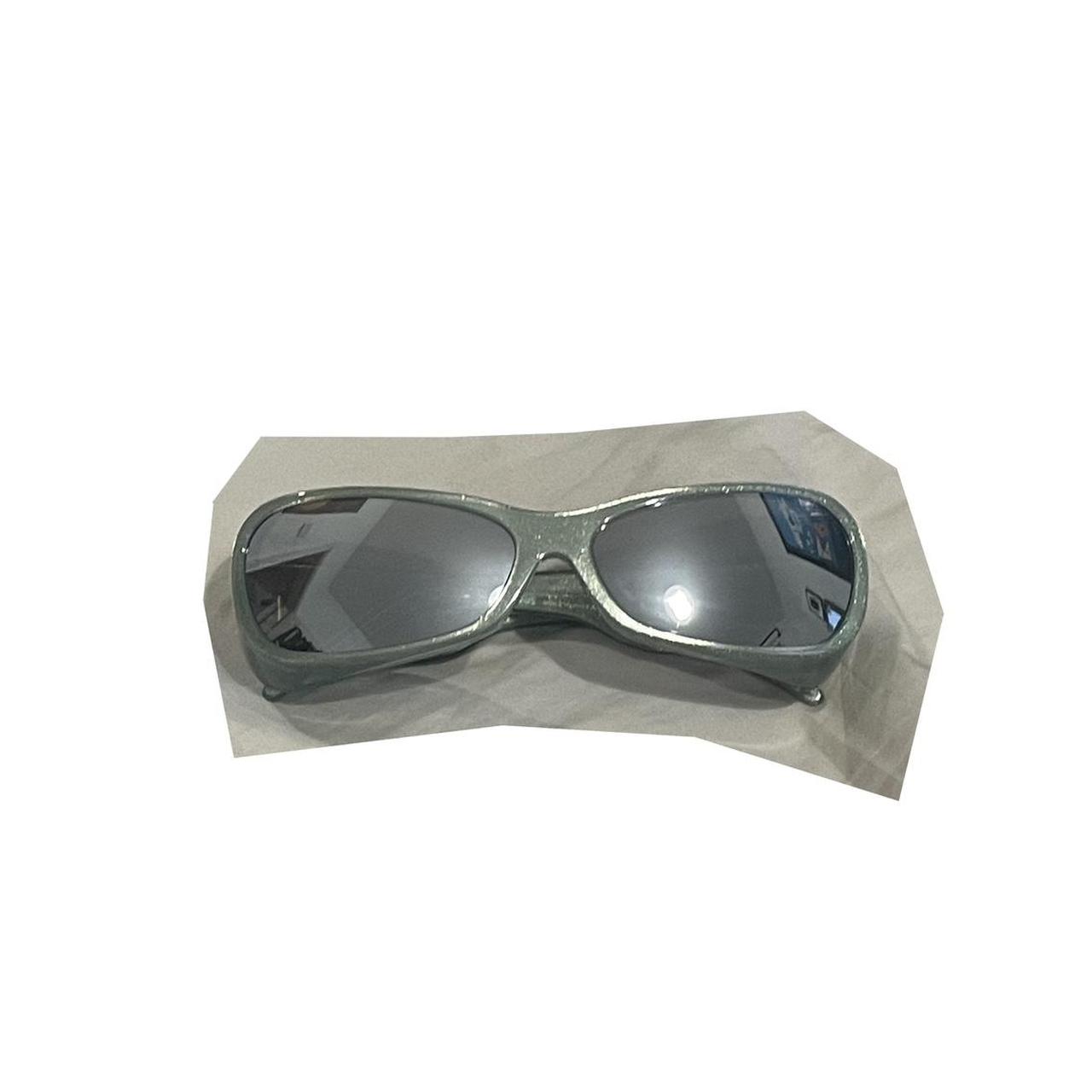 Kiko Kostadinov KK Sunglasses 01 サングラス KIKO KOSTADINOV KK. SUNGLASSES. 01 GREY - メルカリ