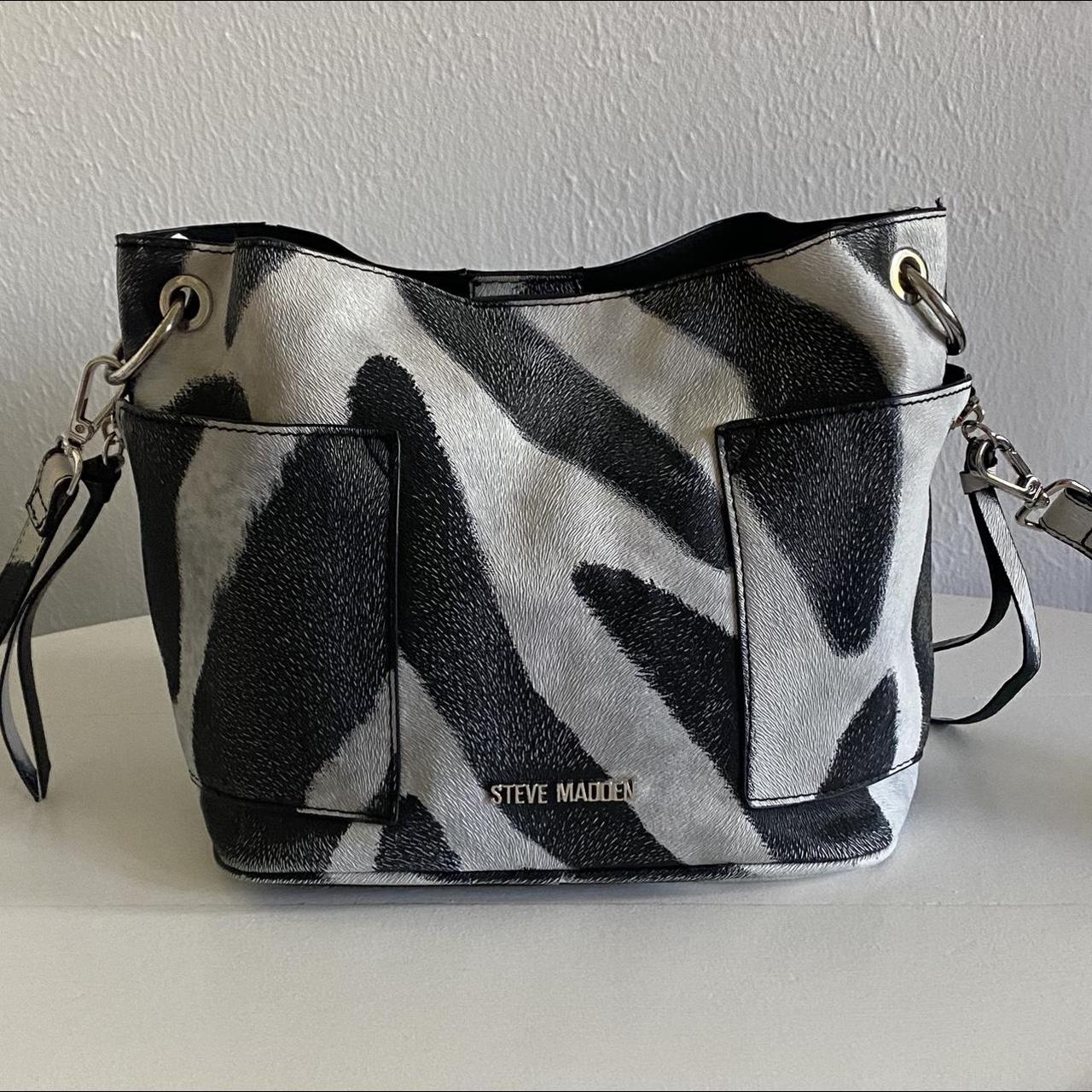 Steve Madden- black crossbody/ shoulder bag - Depop