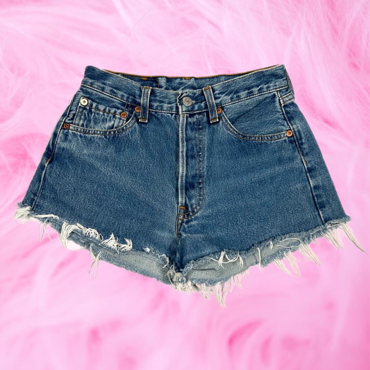 Levi's cutoff shop shorts womens