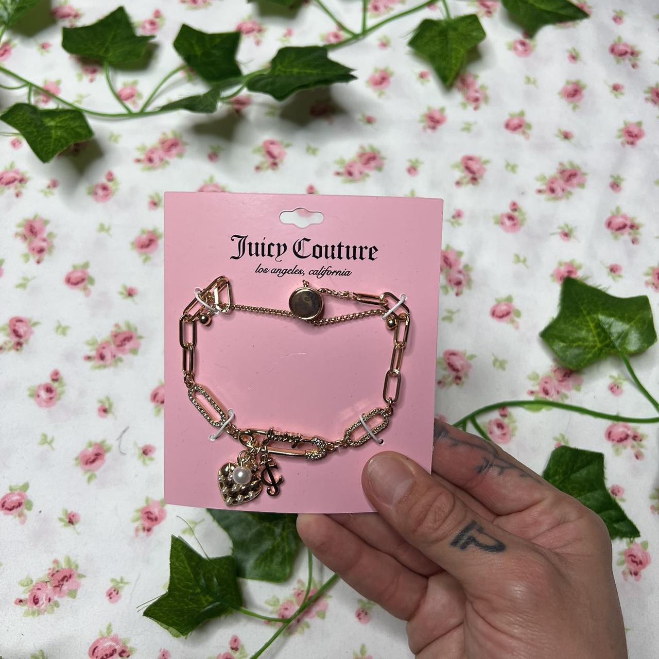 Juicy Couture adorable gold charm bracelet - dead