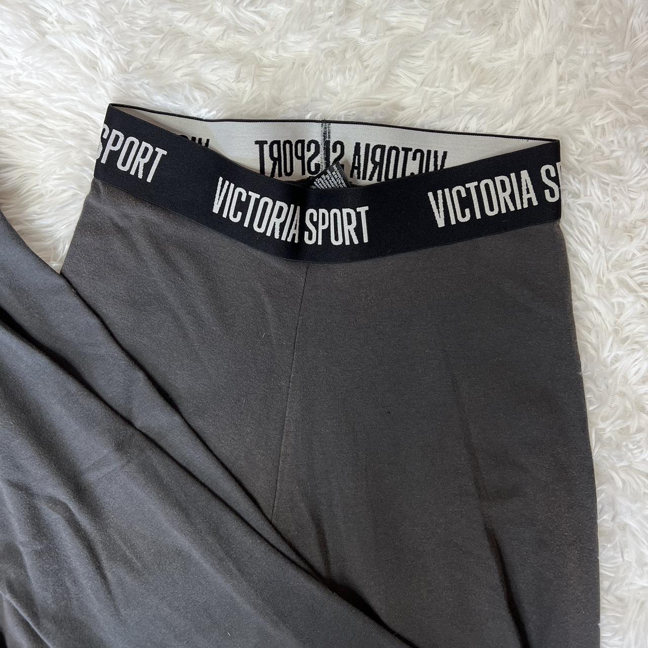 Victoria's Secret VSX Sport flare leggings / yoga - Depop