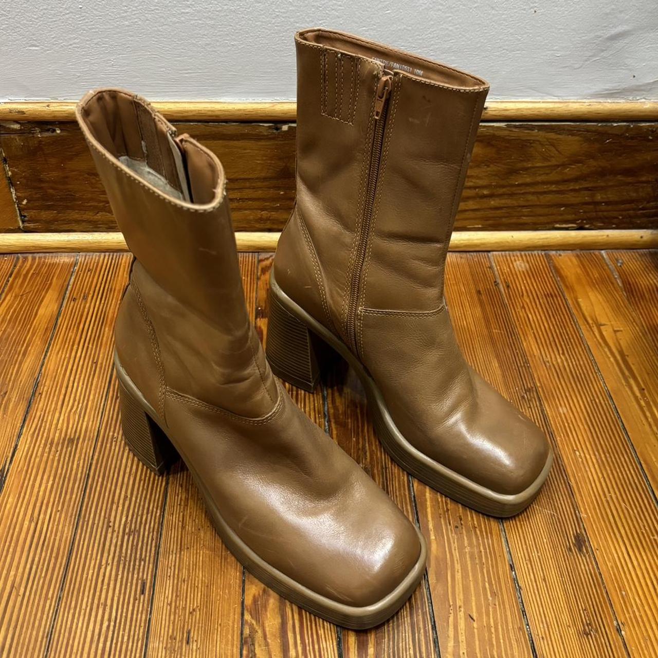 Steve Madden Fantsie boots Only worn a couple... - Depop