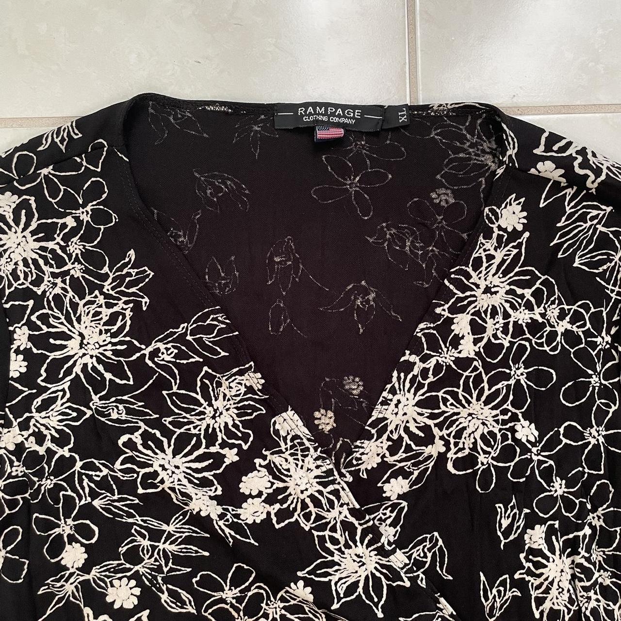 Women's Black and Cream Blouse | Depop