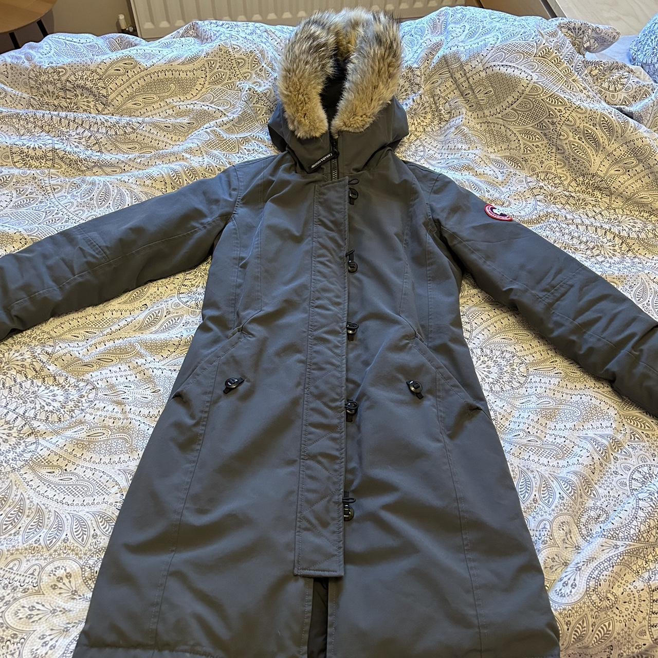 Canada goose kensington hot sale parka graphite