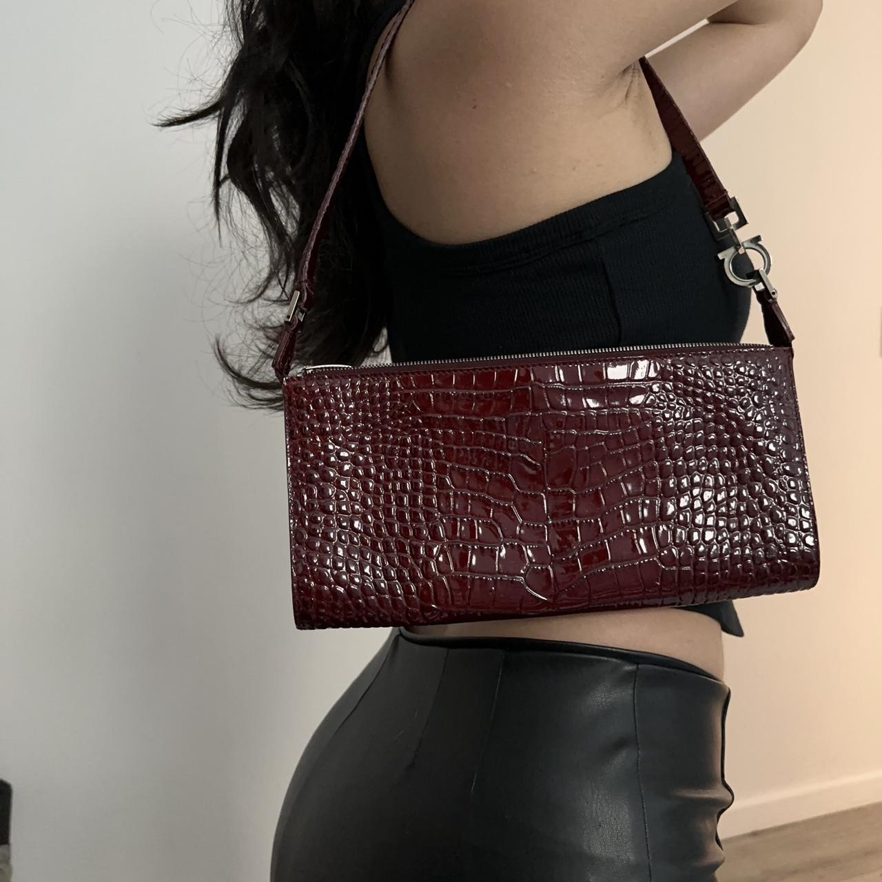 Salvatore ferragamo shoulder discount bag