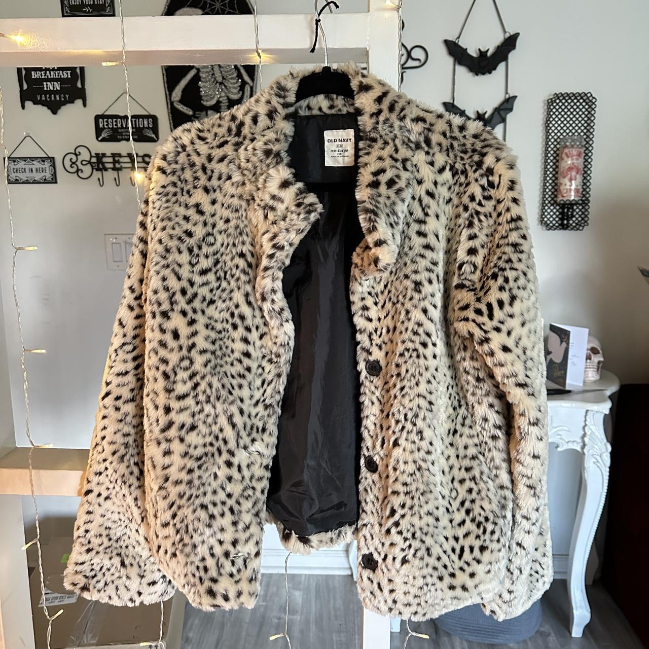 🐆 🧥 Cheetah Print Faux Fur Coat - Old Navy In... - Depop