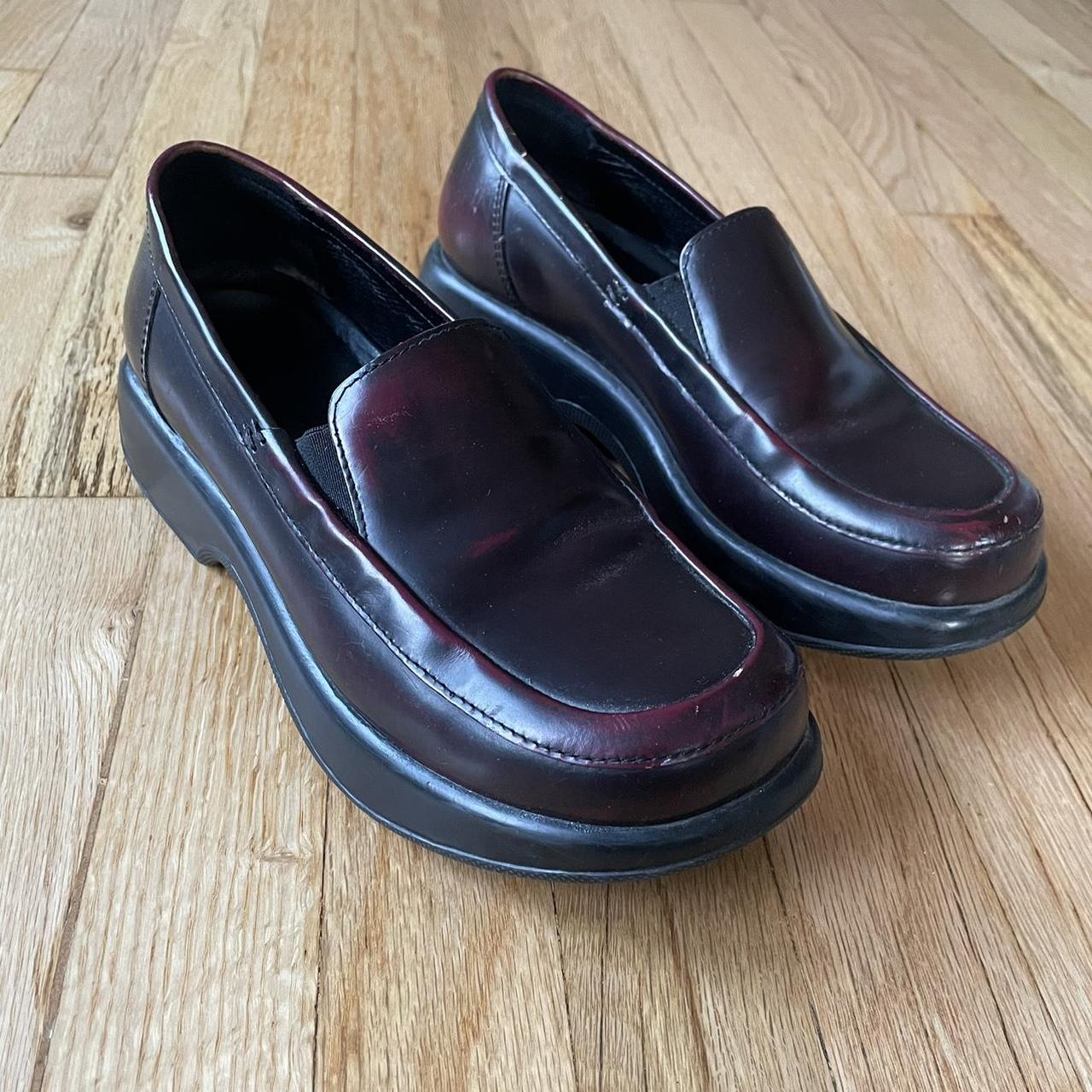 Cherry burnt platform loafers by Dansko ~ great... - Depop