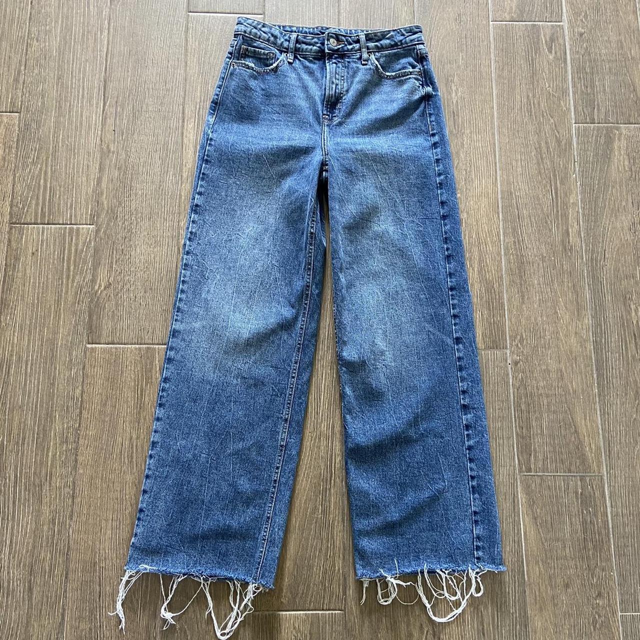 Old Navy Women's Blue Jeans Depop