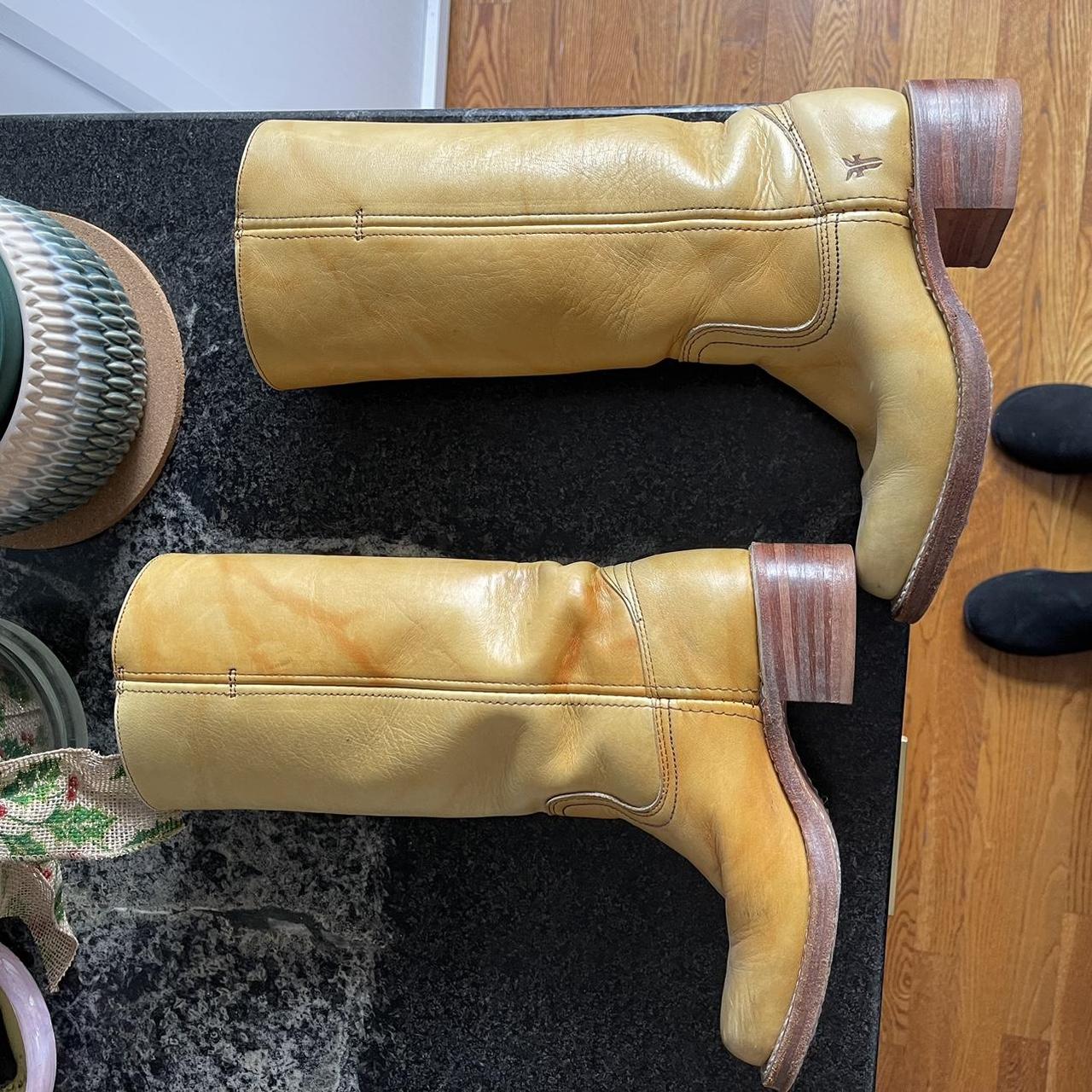 Frye Women's Boots (2)