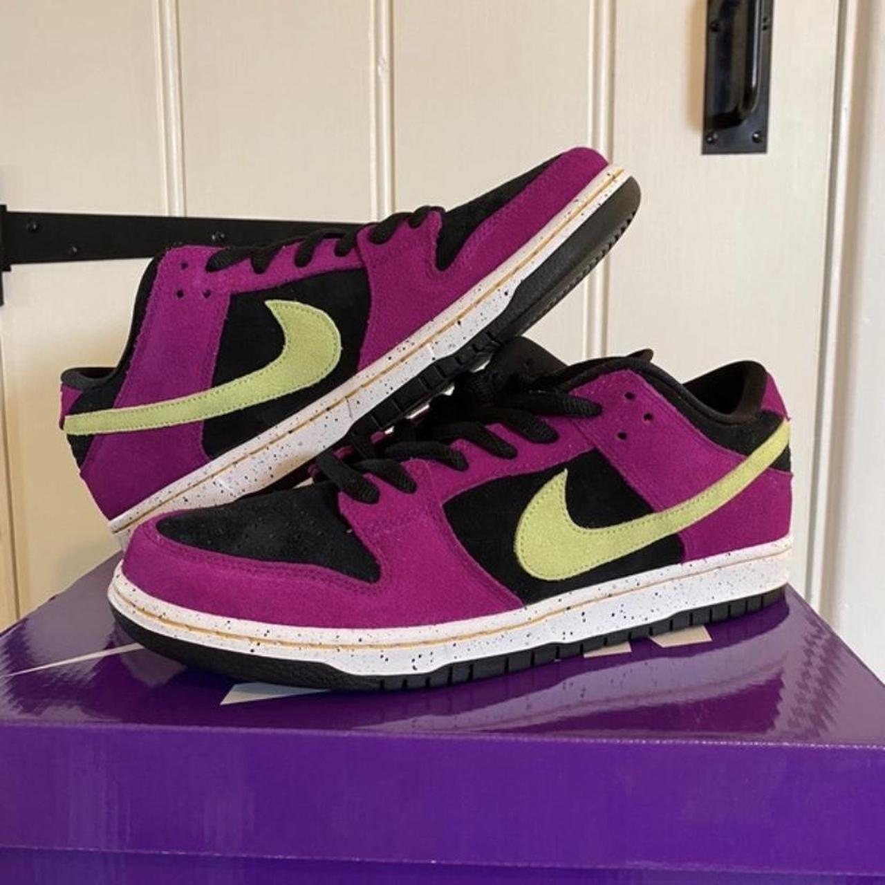 Nike Dunk SB Low Pro ACG Terra Red Plum