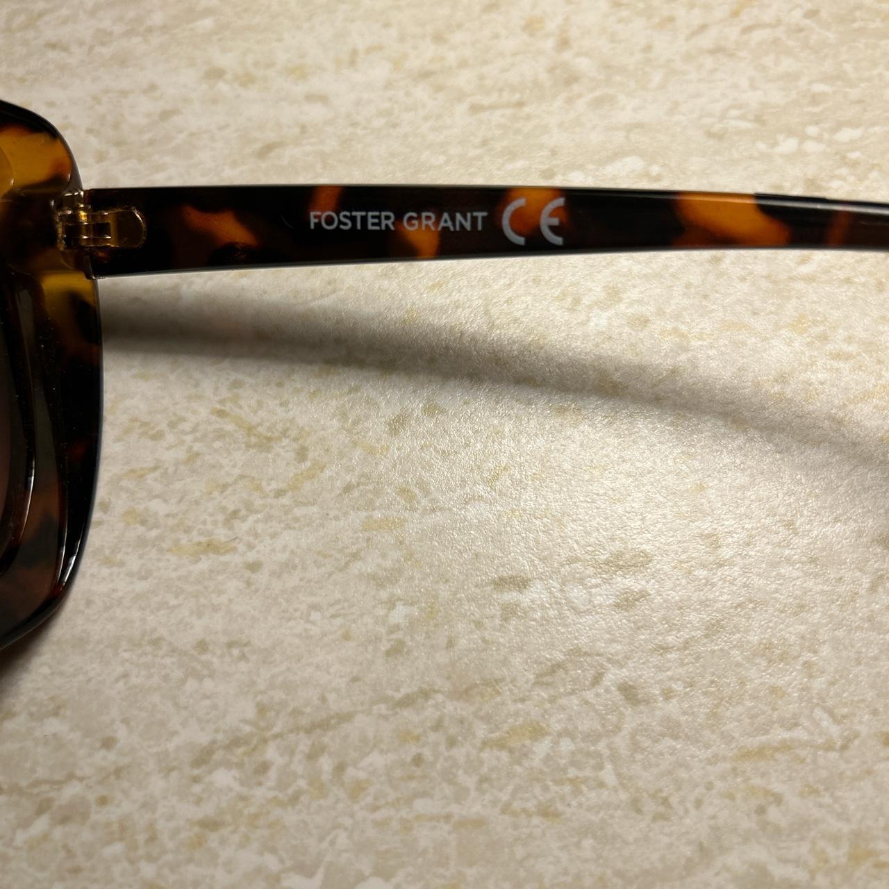 Foster Grant Women's Brown Sunglasses Depop