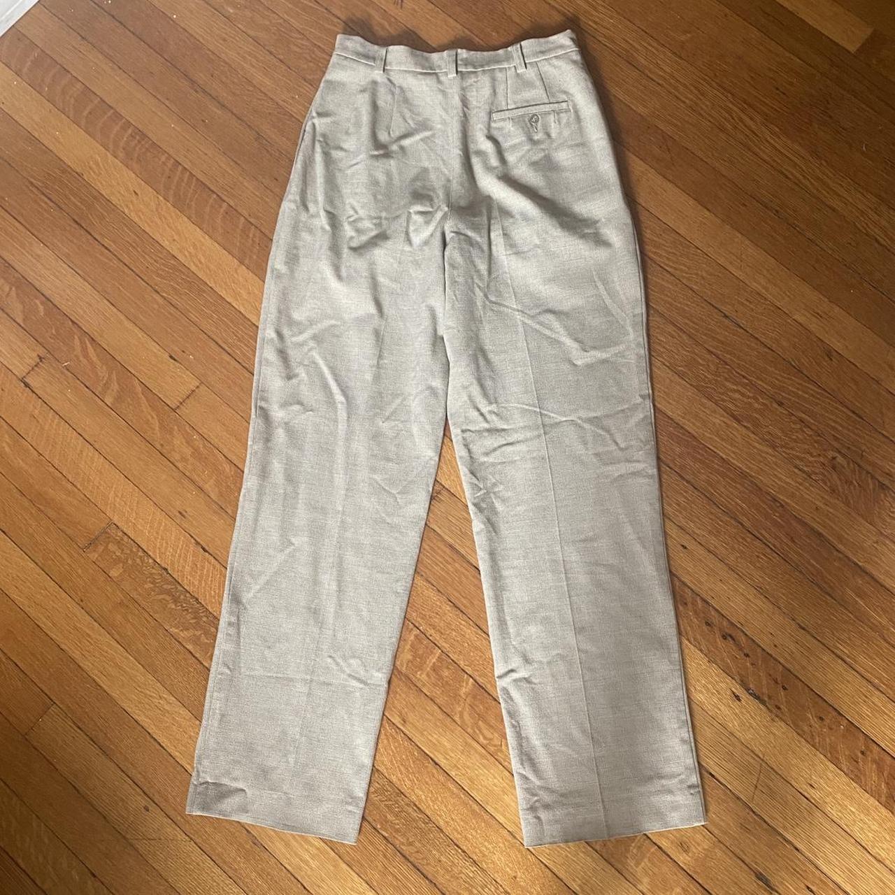 Liz Claiborne Women's Trousers | Depop