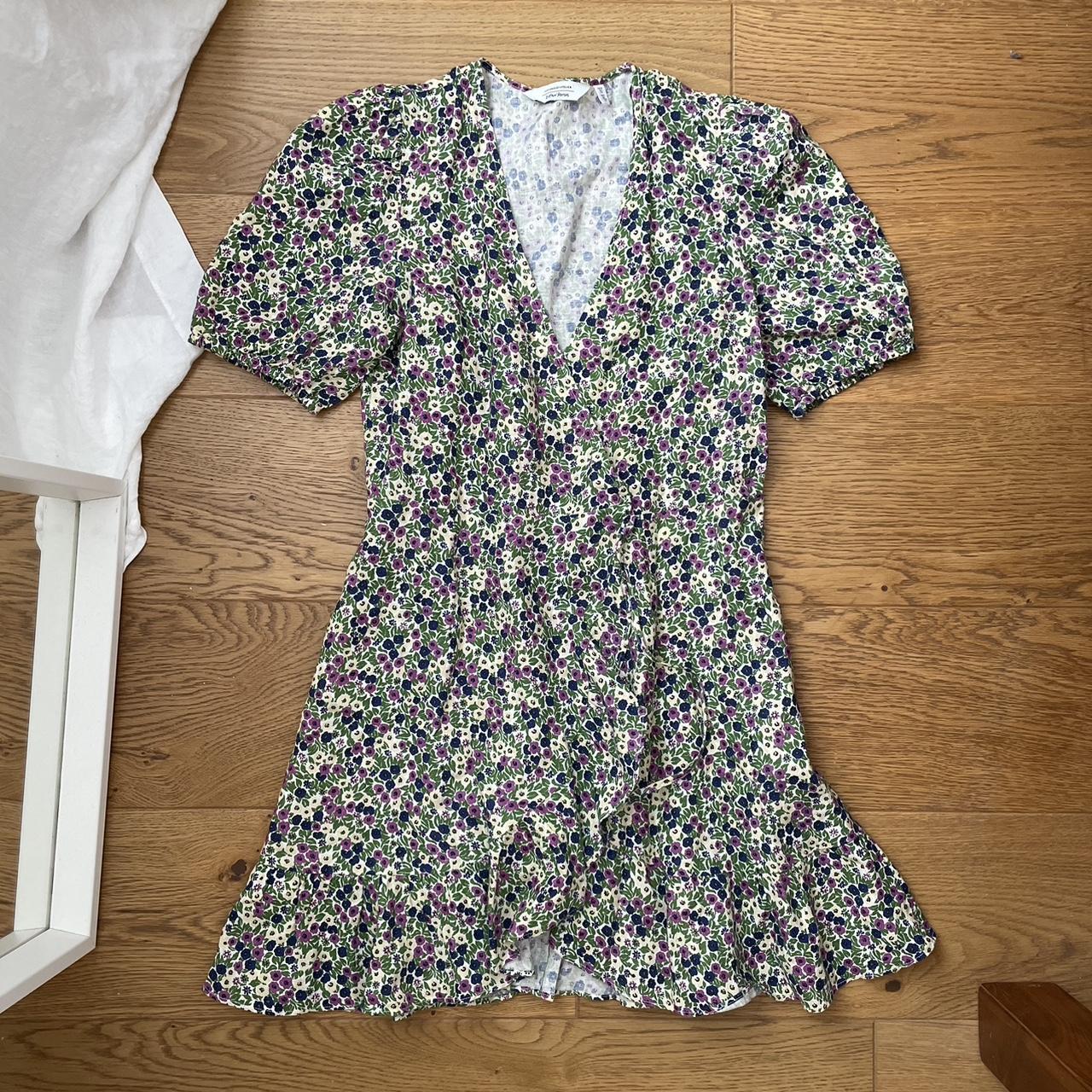 & other stories green floral wrap dress Pictured on... - Depop