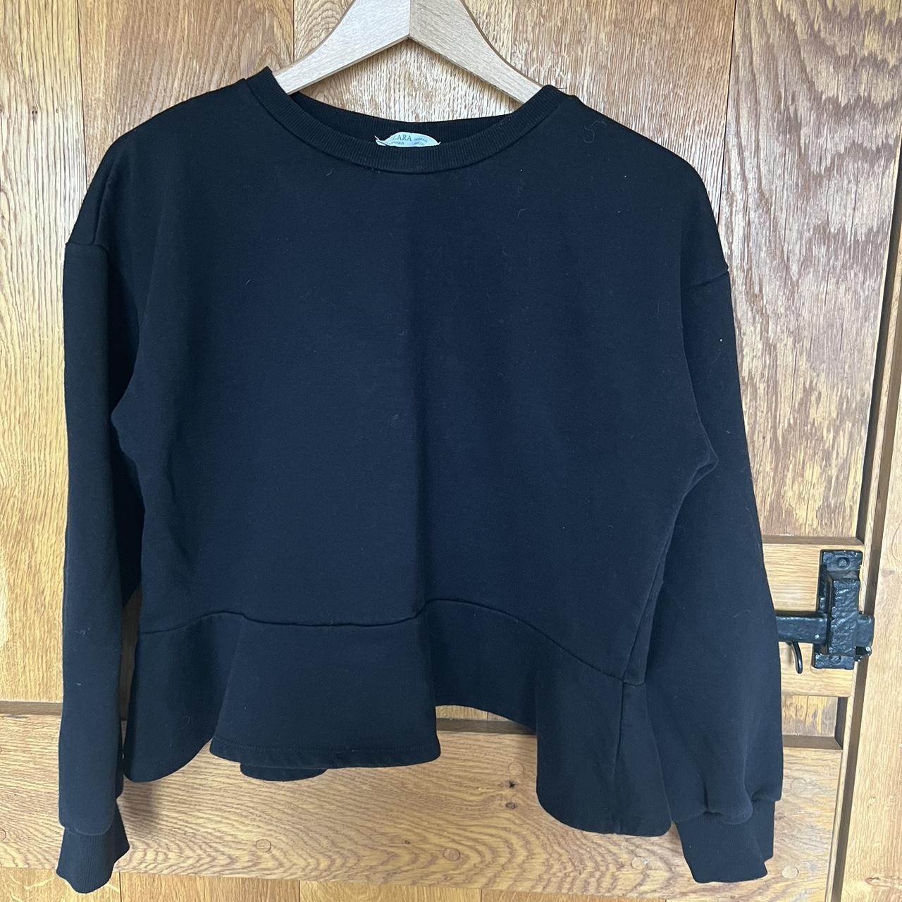 Zara Women's Sweatshirt Depop