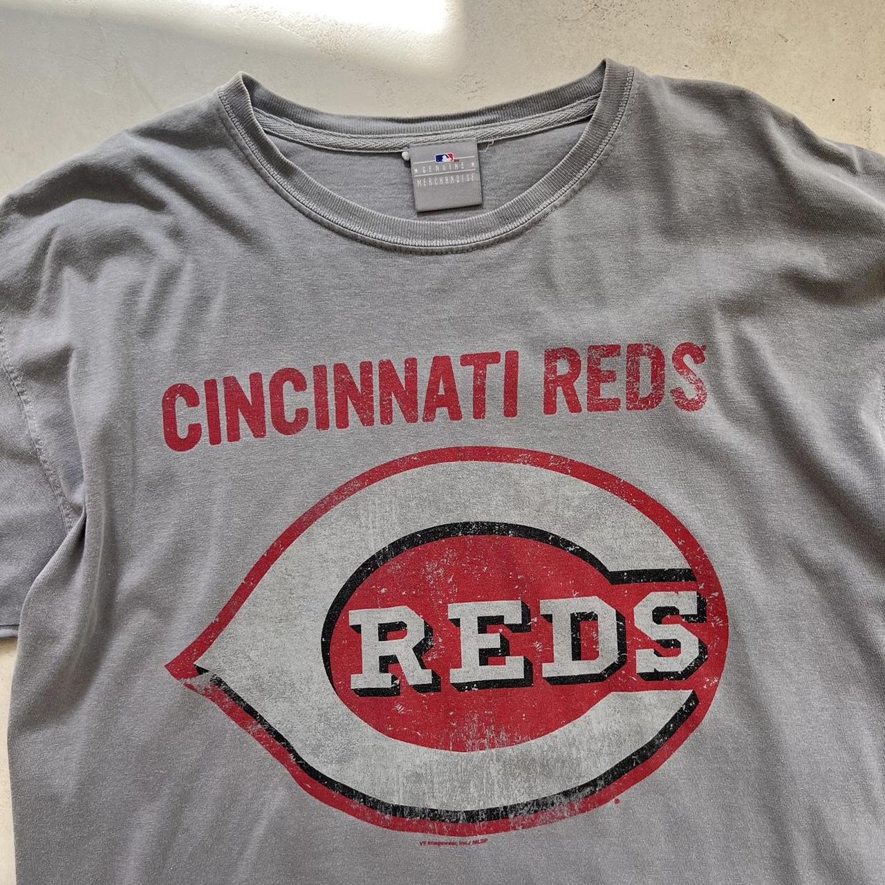 Vintage 1996 Cincinnati Reds T-Shirt 🌀Size - Depop