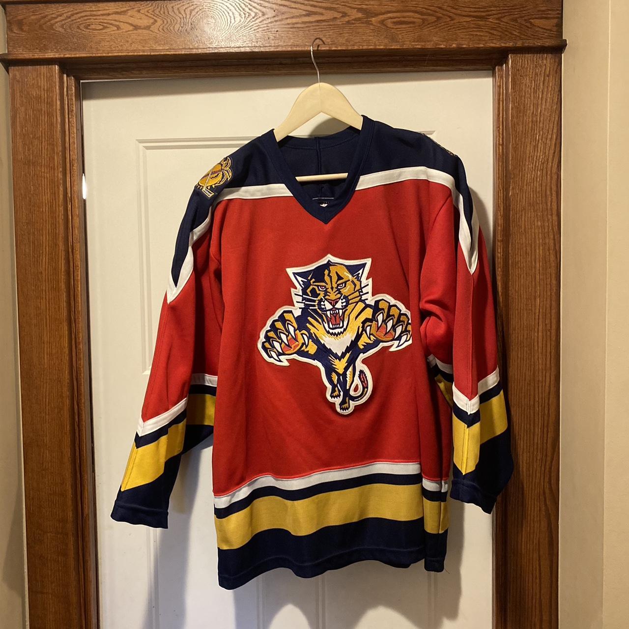 The Starter x NFL Cowboys Jersey but Hockey - Depop