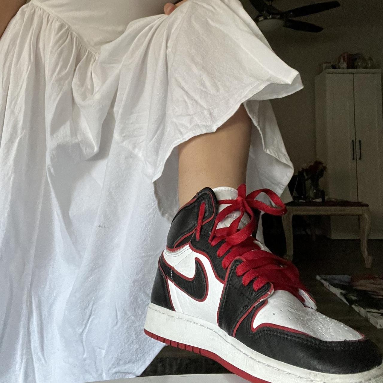 2019 Air Jordan 1 Retro High OG Bloodline Sneakers... - Depop