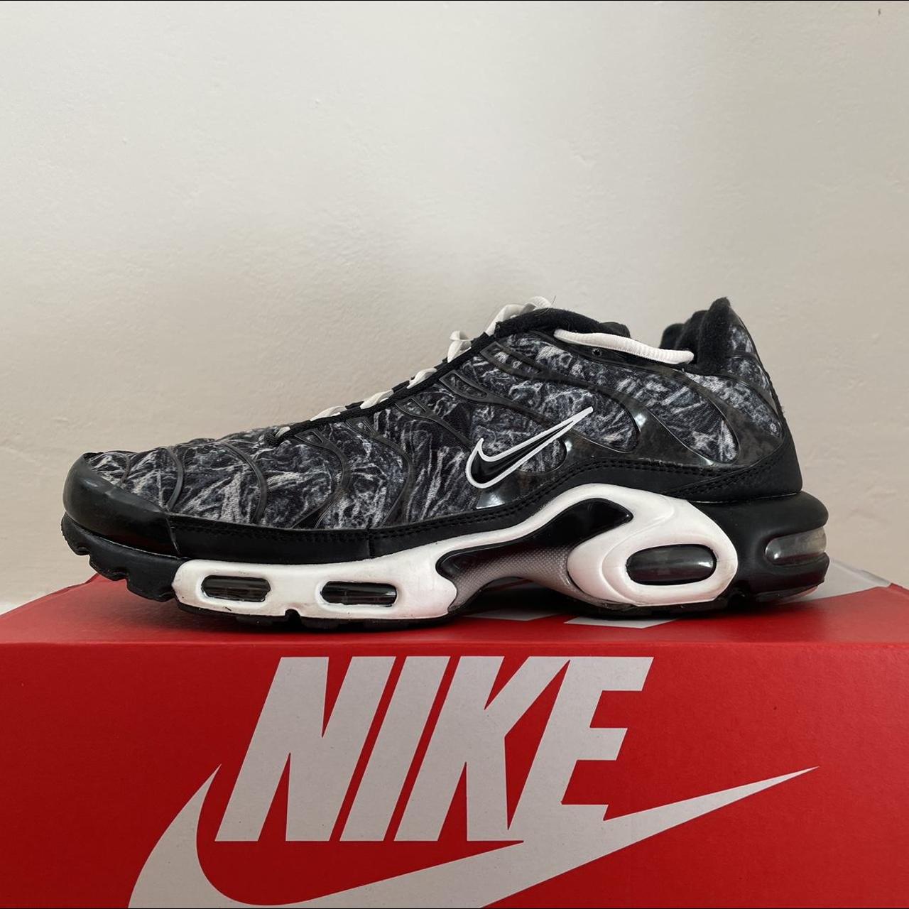 nike tn shattered ice very good condition all round... - Depop