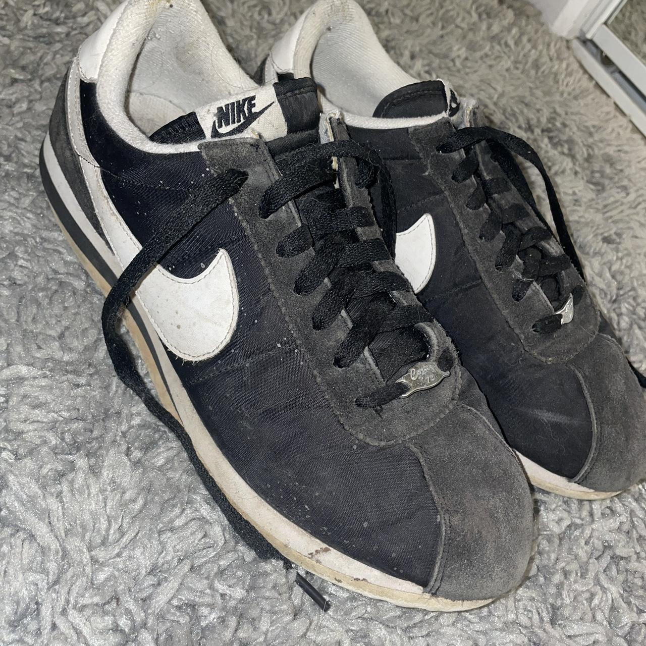 jd black and white trainers