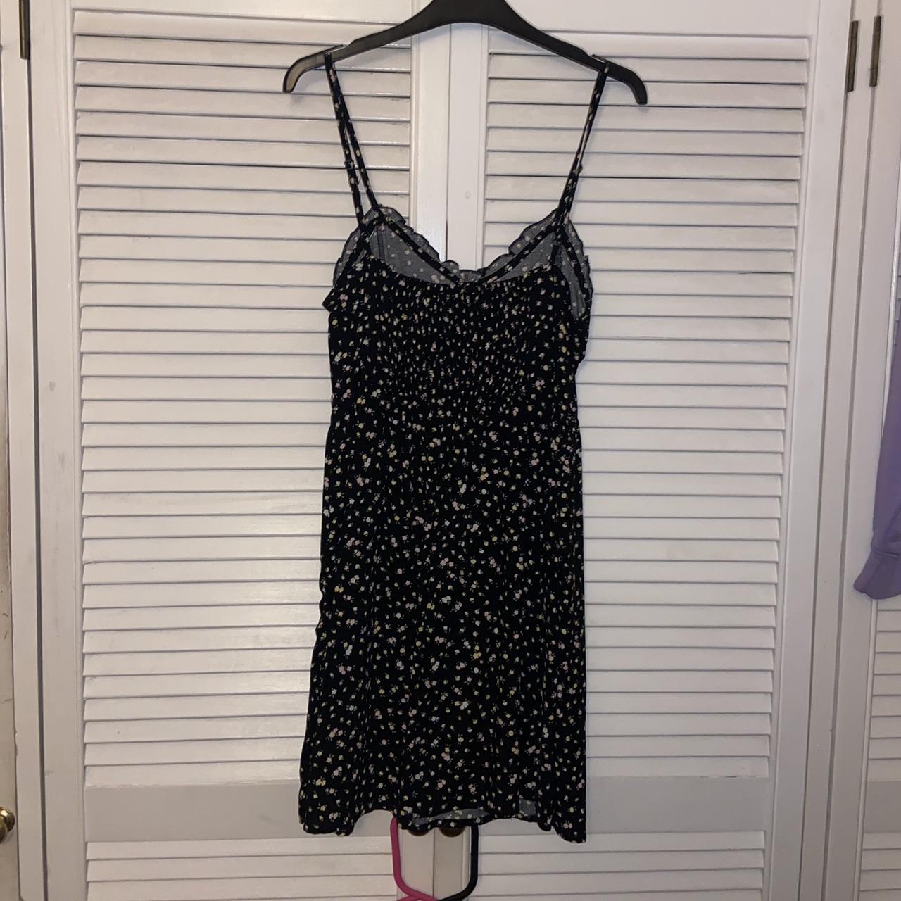 H&M Women's Black and Yellow Dress | Depop