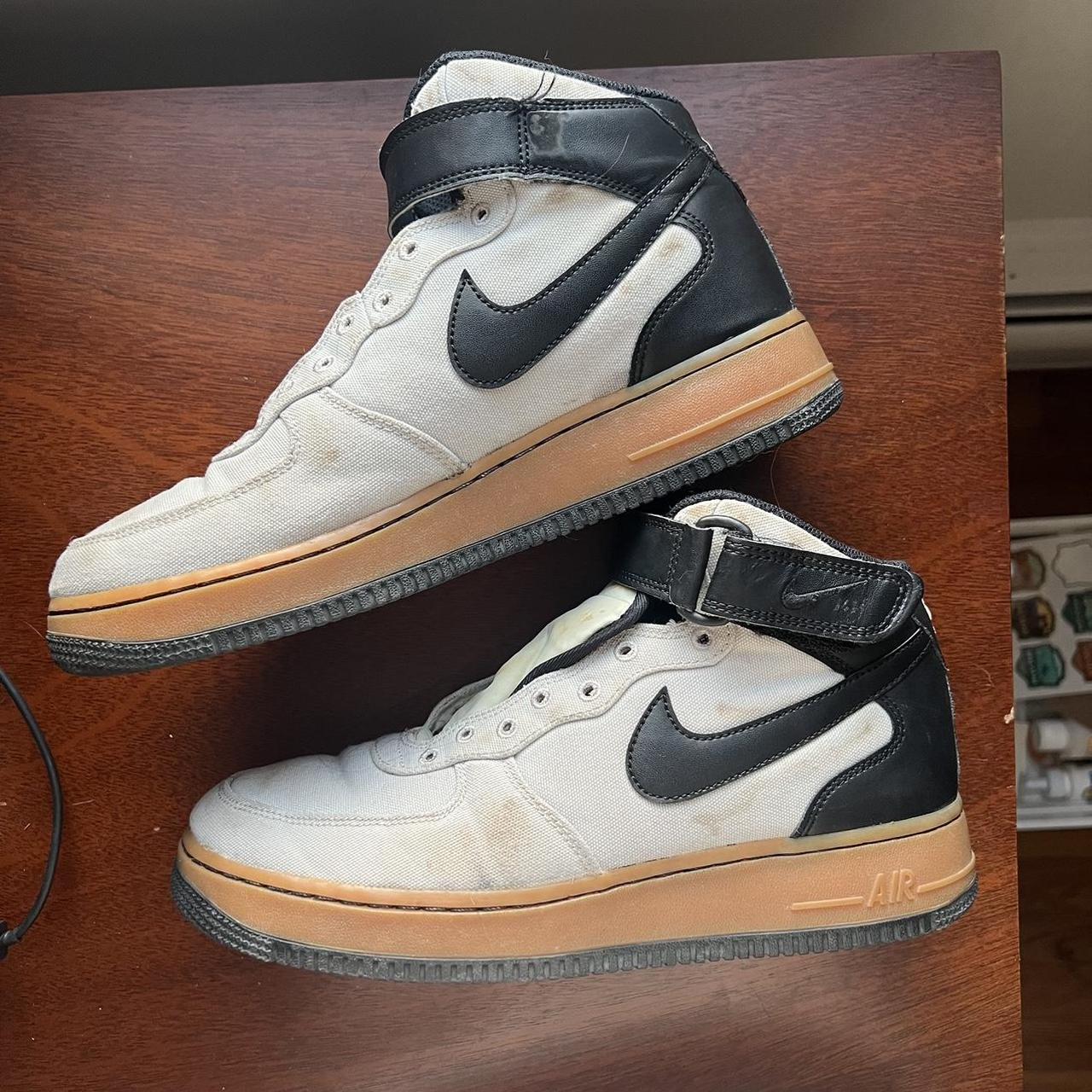 nike gum sole air force 1