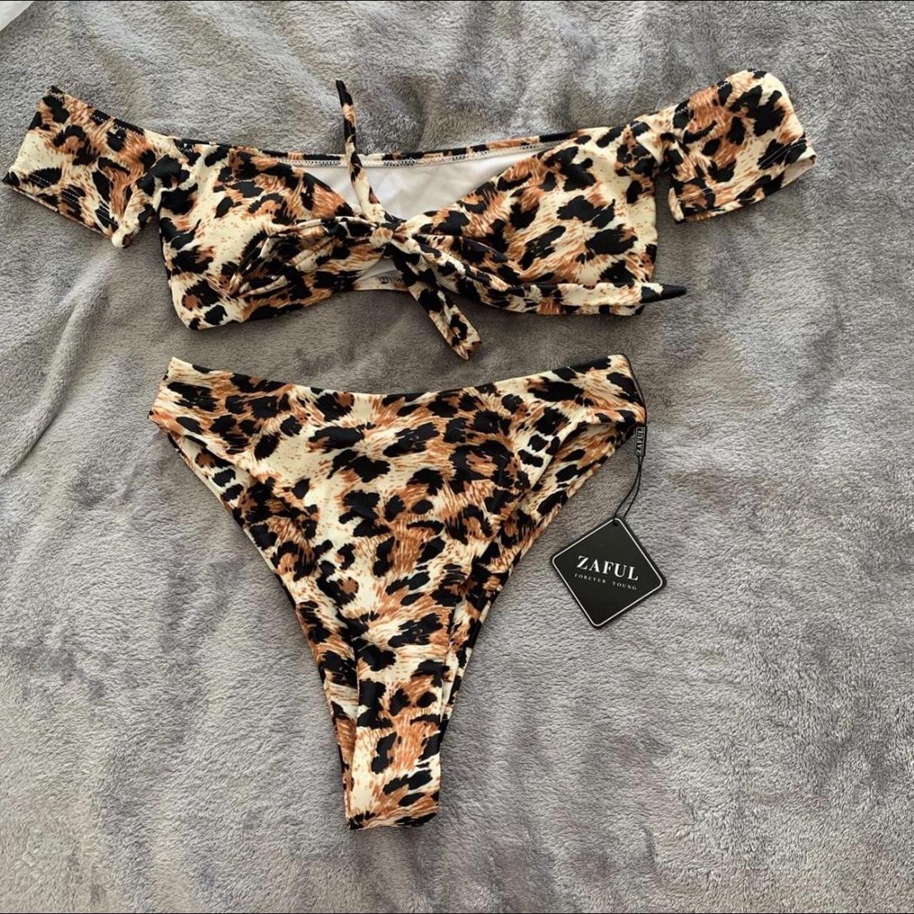 ZAFUL Women's Bikinis-and-tankini-sets | Depop