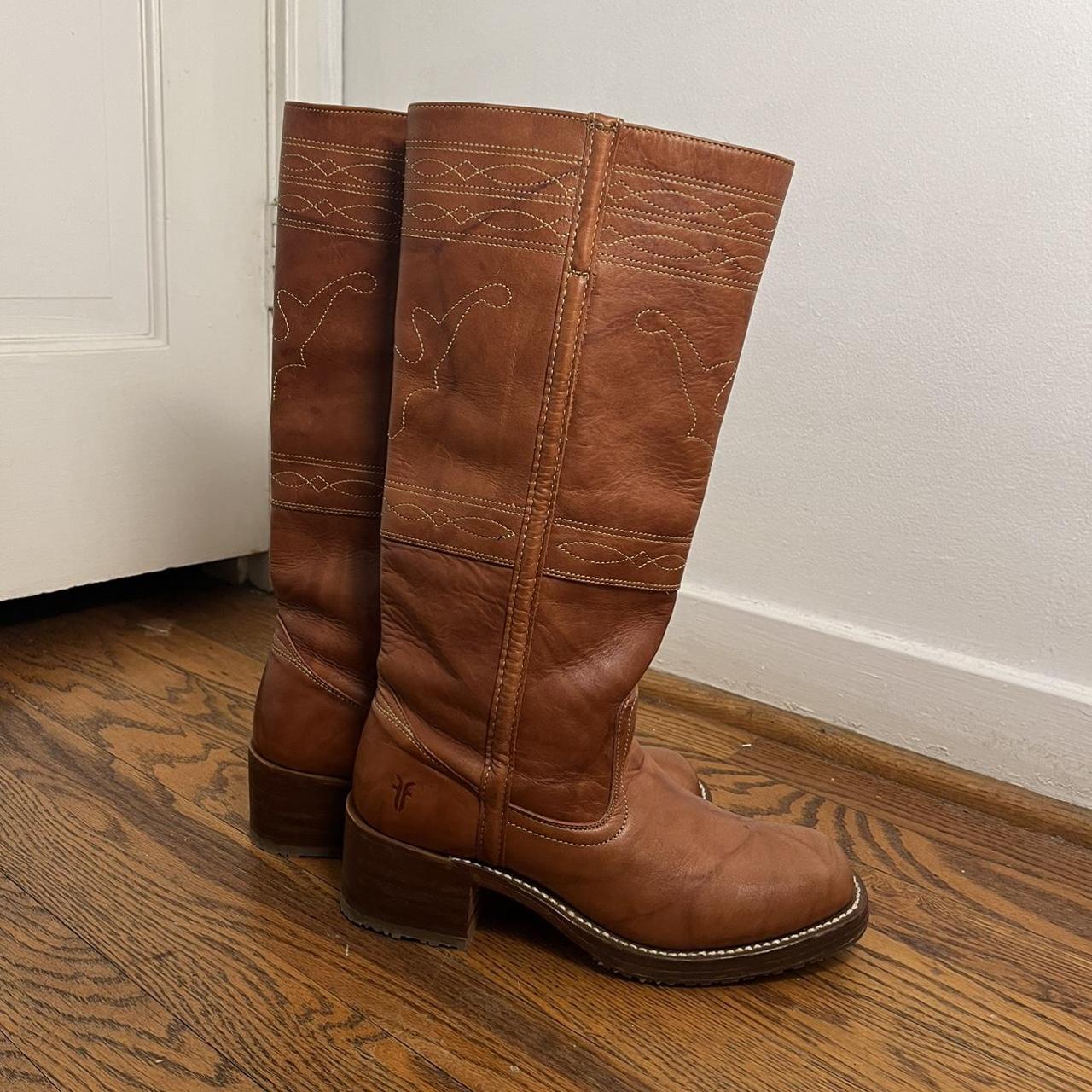 Frye Women's Brown and Gold Boots (2)