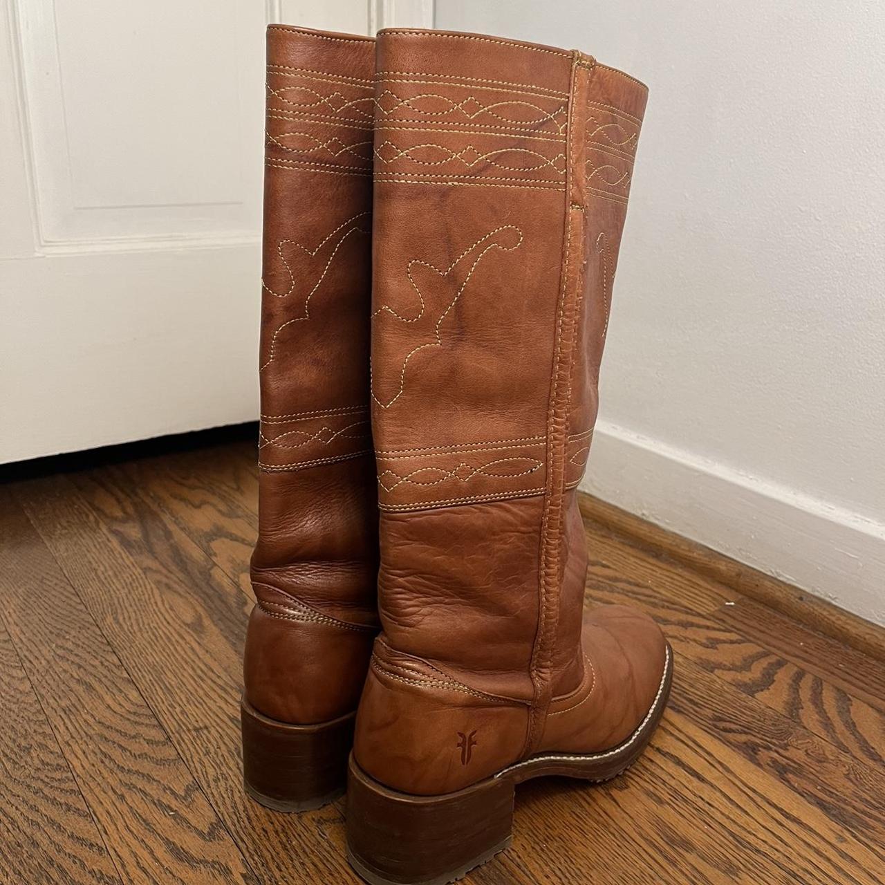 Frye Women's Brown and Gold Boots (3)