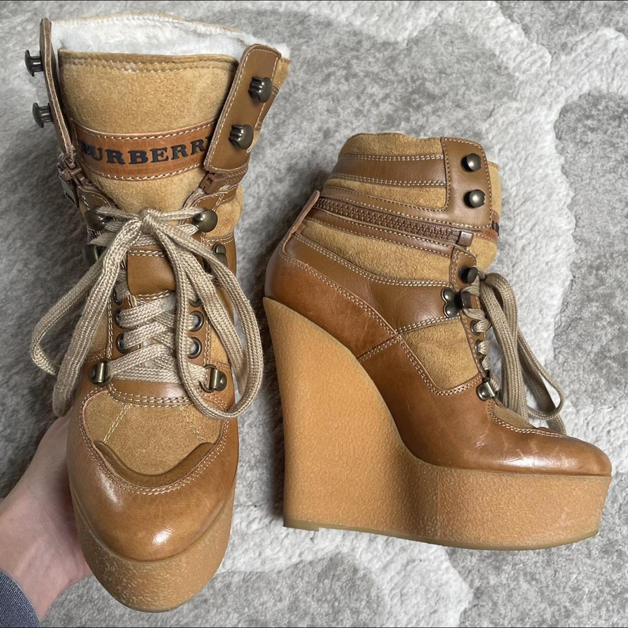 Burberry deals boots orange