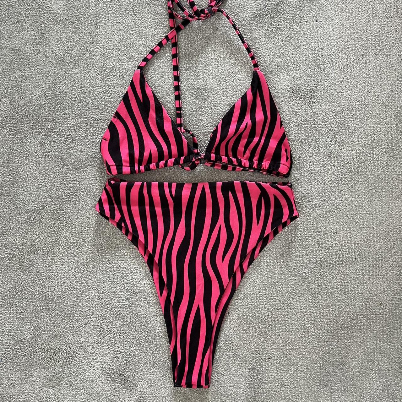 Boohoo Women's Pink and Black Bikinisandtankinisets Depop