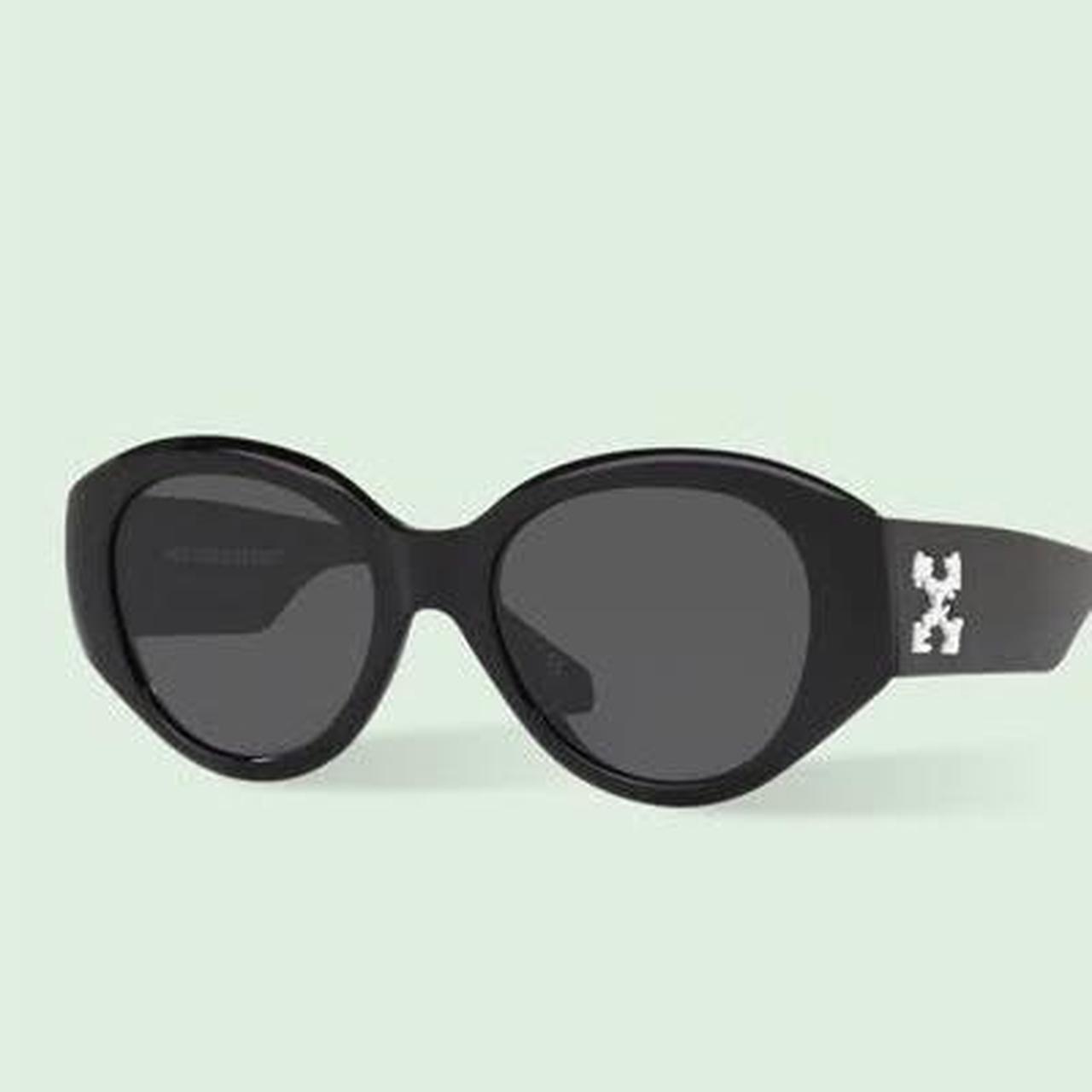 Off white sunglass hut black best sale