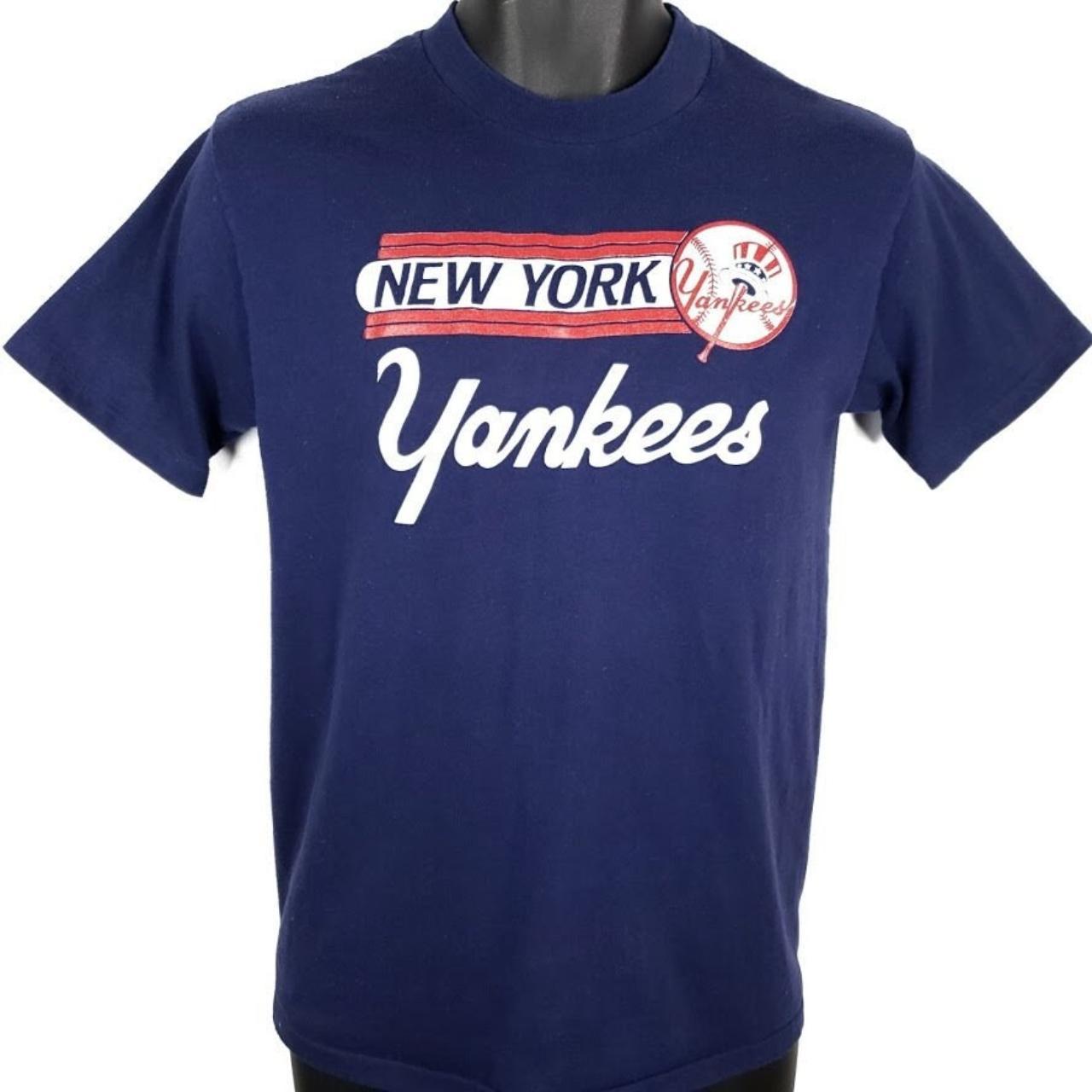 Vintage 1980s New York Yankees Baseball Logo T-Shirt  New york yankees  baseball, New york yankees, Yankees baseball
