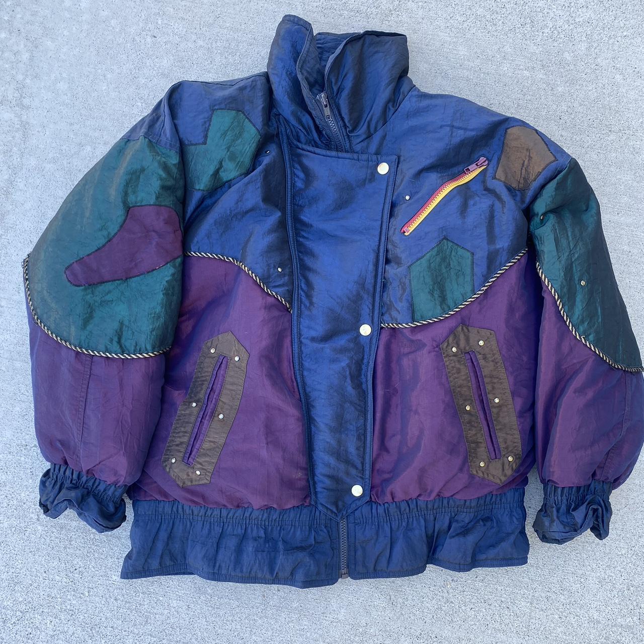 Vintage puffer jacket - Depop