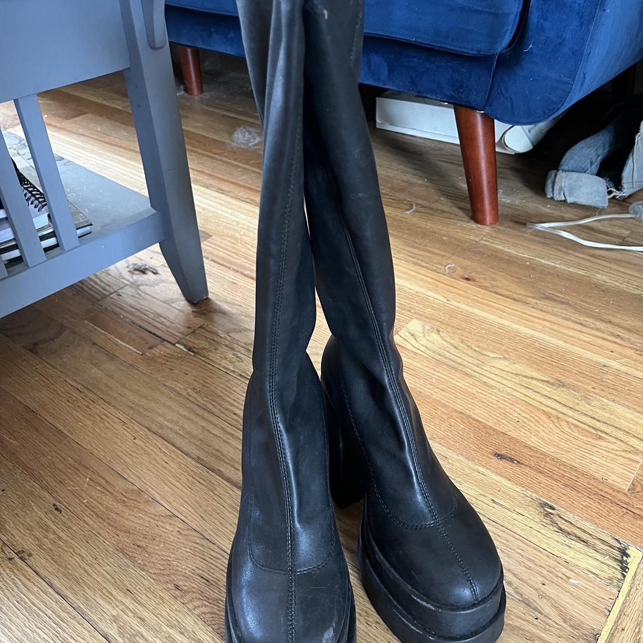 Steve Madden Women's Black Boots | Depop