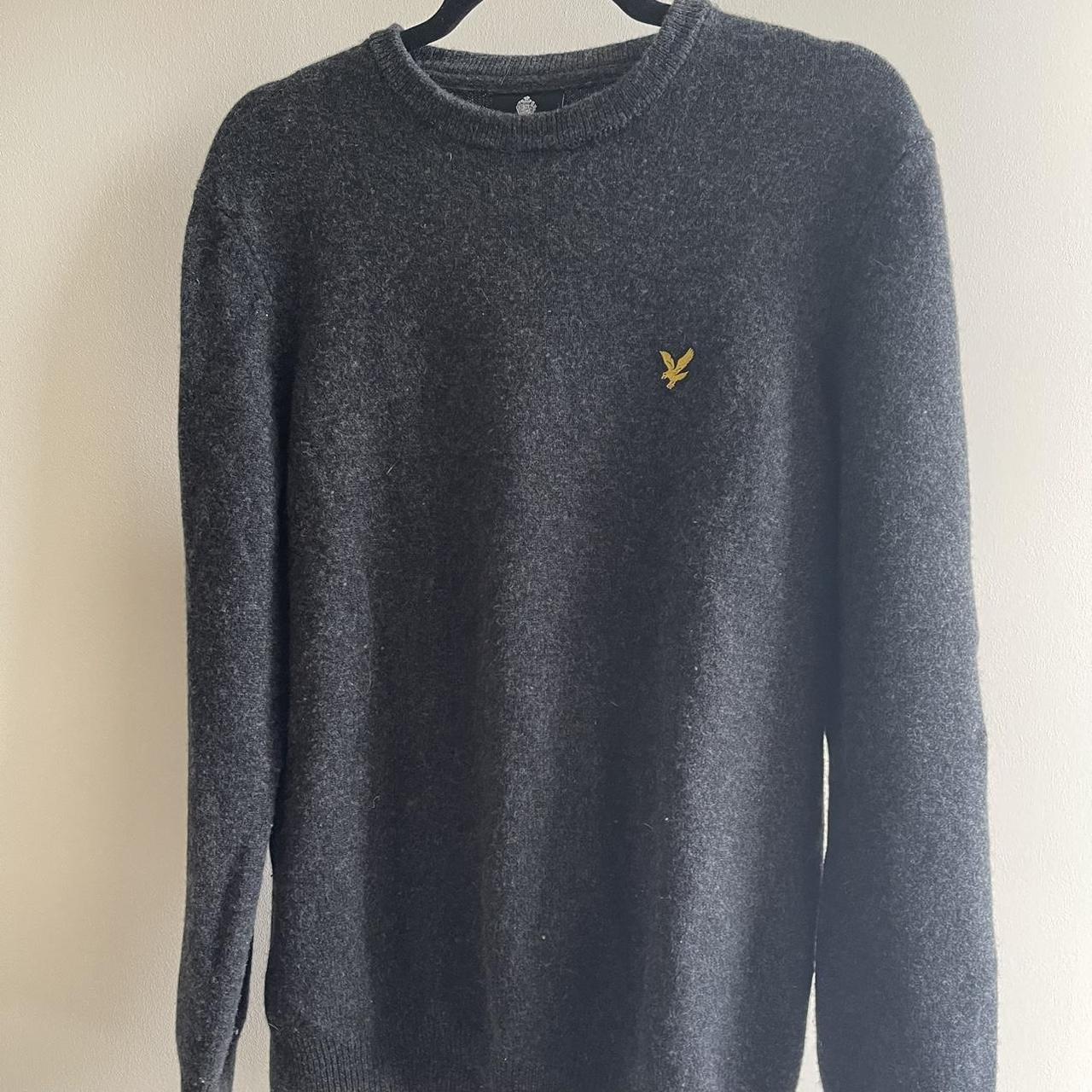 Lyle & Scott Men's Grey Jumper | Depop