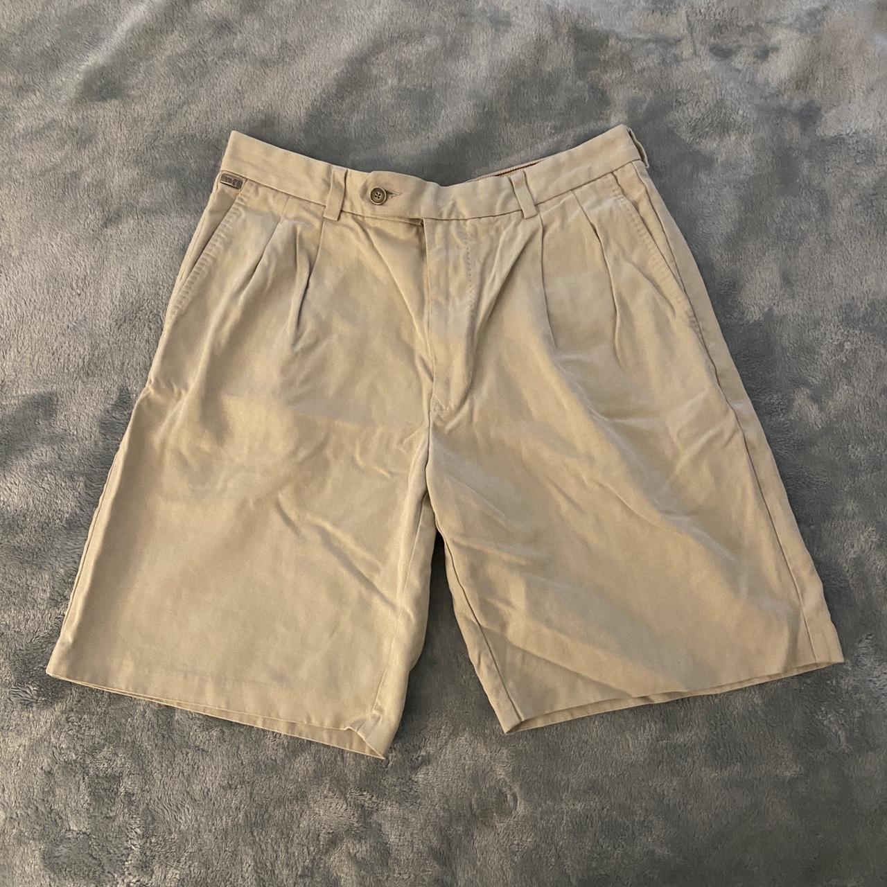 Tommy Bahama Pleated Khaki Shorts - Depop