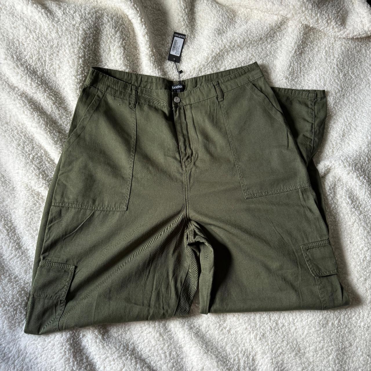 Boohoo Plus Women's Khaki and Green Trousers (4)
