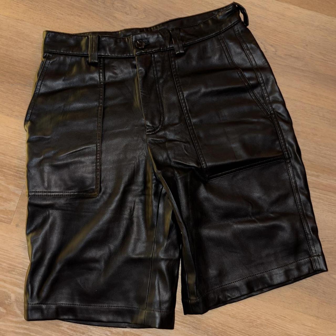 Zara Men's Black Shorts Depop