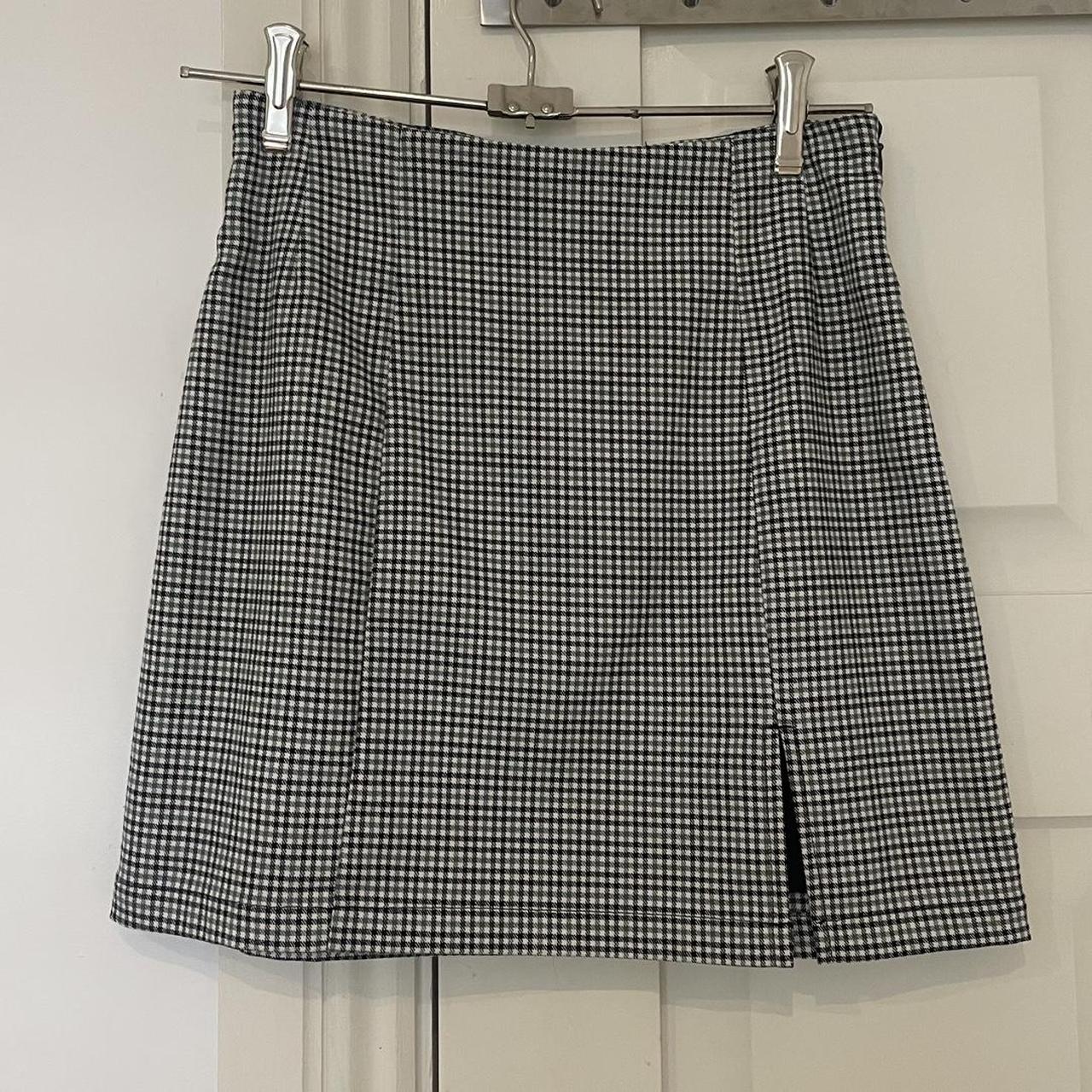 GLASSONS Plaid Mini Skirt with Split - Size AU 6 -... - Depop