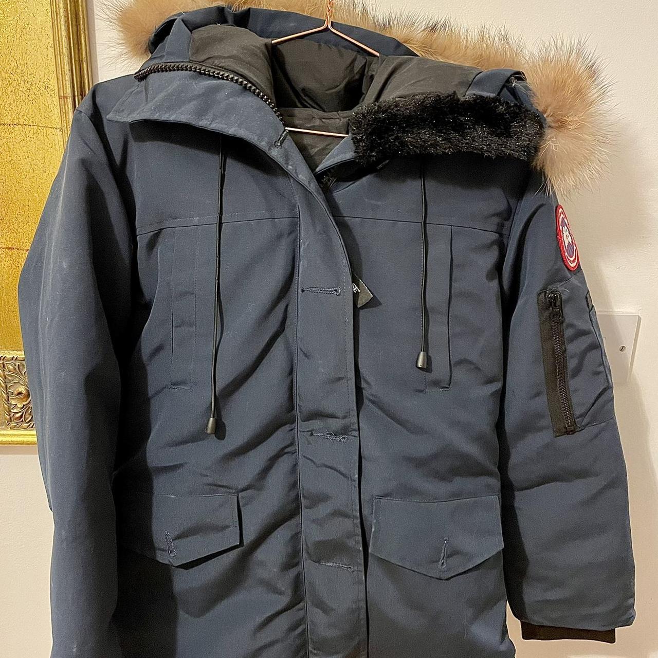 Canada Goose Women's Navy Jacket | Depop