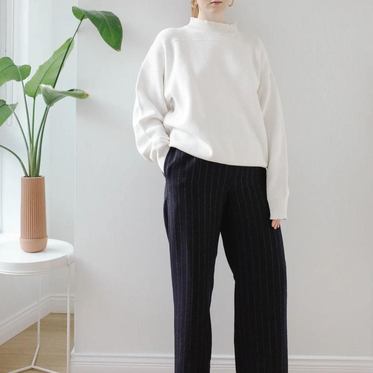 Source Unknown Women's Tailored Pants - Navy/Blac… - image 2