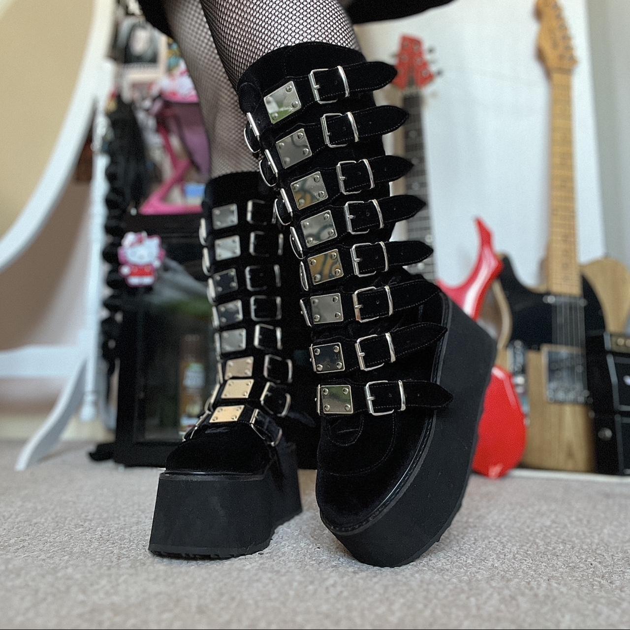 mens demonia platform boots